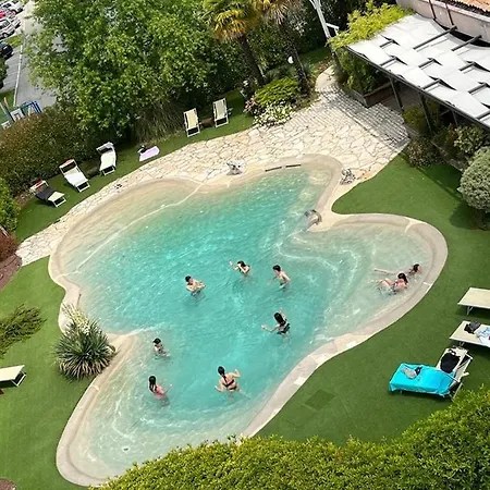 Posta 77 Hotel 4*