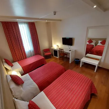 Posta 77 Hotel 4*